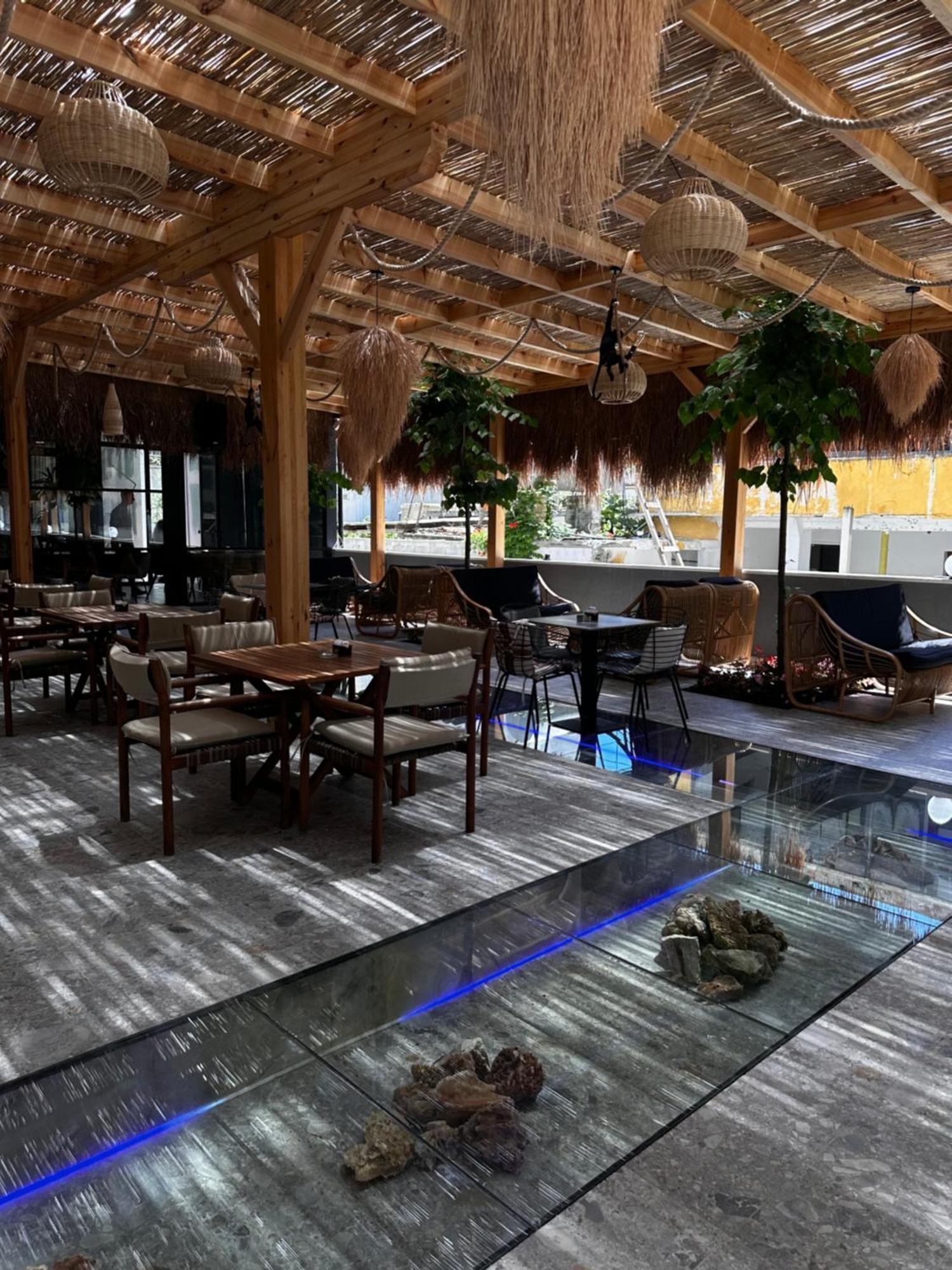 Diamond Hotel Драч Екстериор снимка