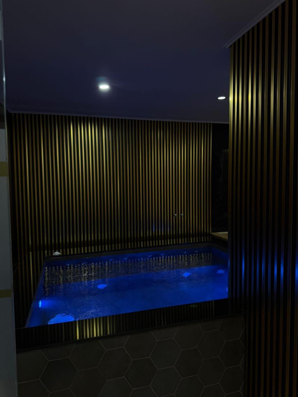 Diamond Hotel Драч Екстериор снимка